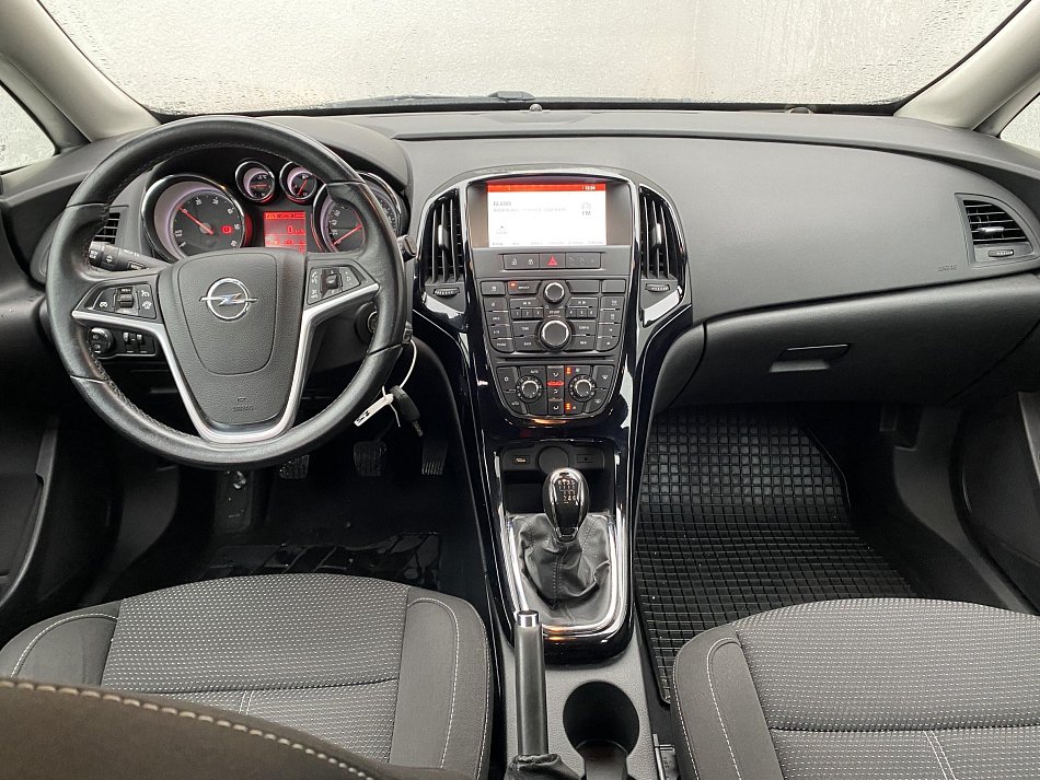 Opel Astra 1.6i  SPORTS TOURER