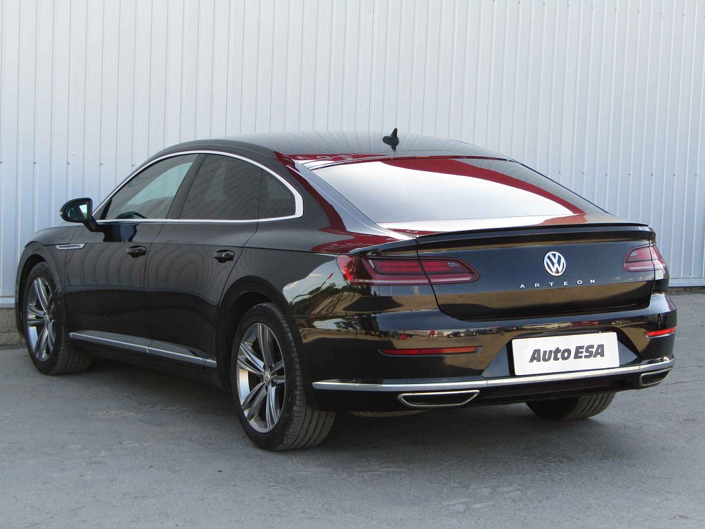 Volkswagen Arteon 2.0 TSI R-Line