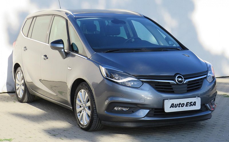 Opel Zafira 2.0CDTI 
