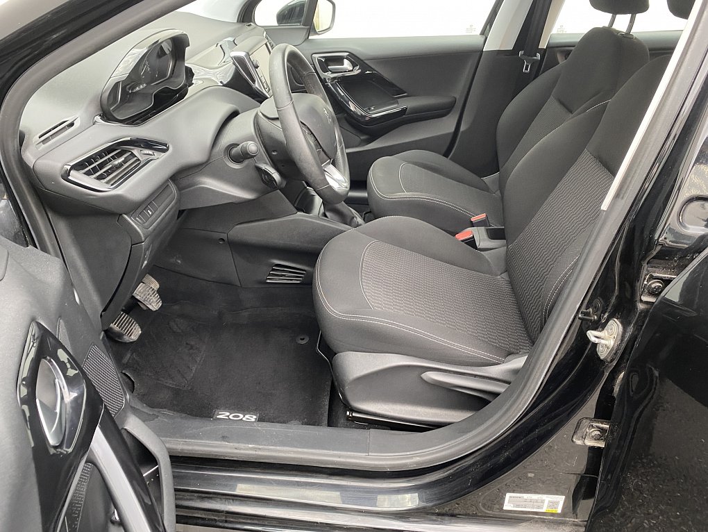 Peugeot 208 1.2PT Active