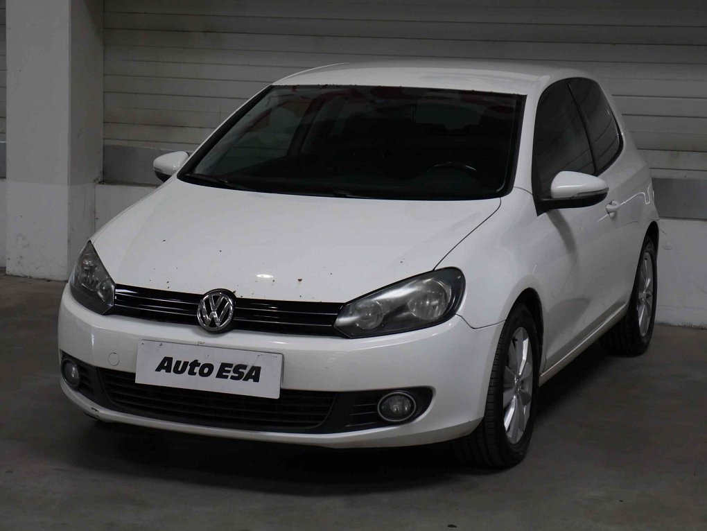 Volkswagen Golf 2.0 TDi 