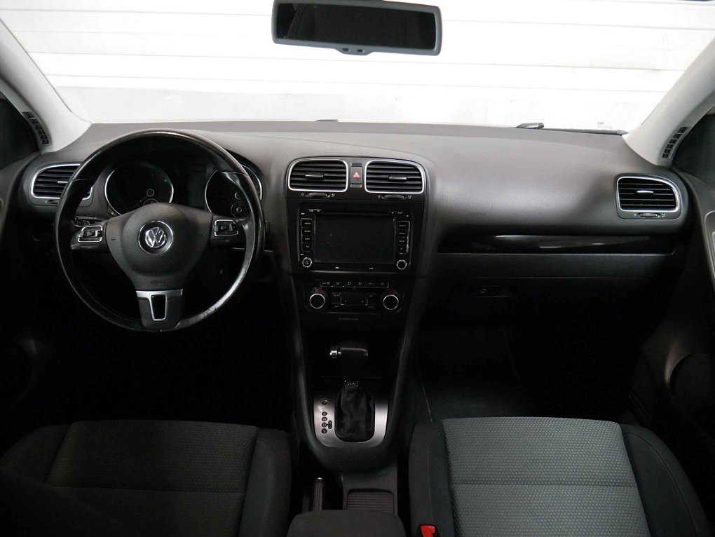 Volkswagen Golf 2.0 TDi 