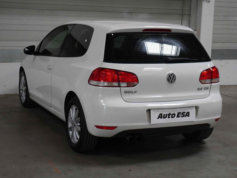 Volkswagen Golf 2.0 TDi 