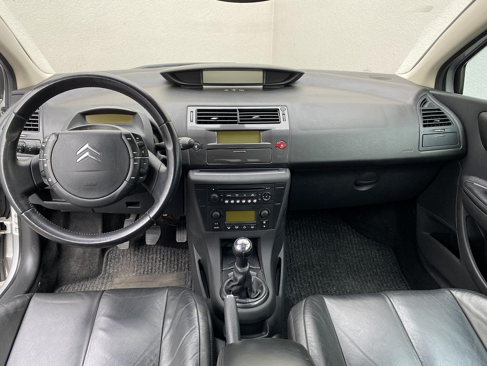 Citroën C4 1.6i 