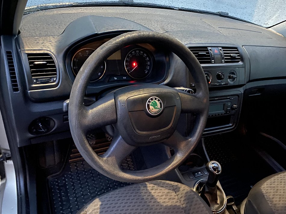 Škoda Fabia II 1.2 TSI Ambiente