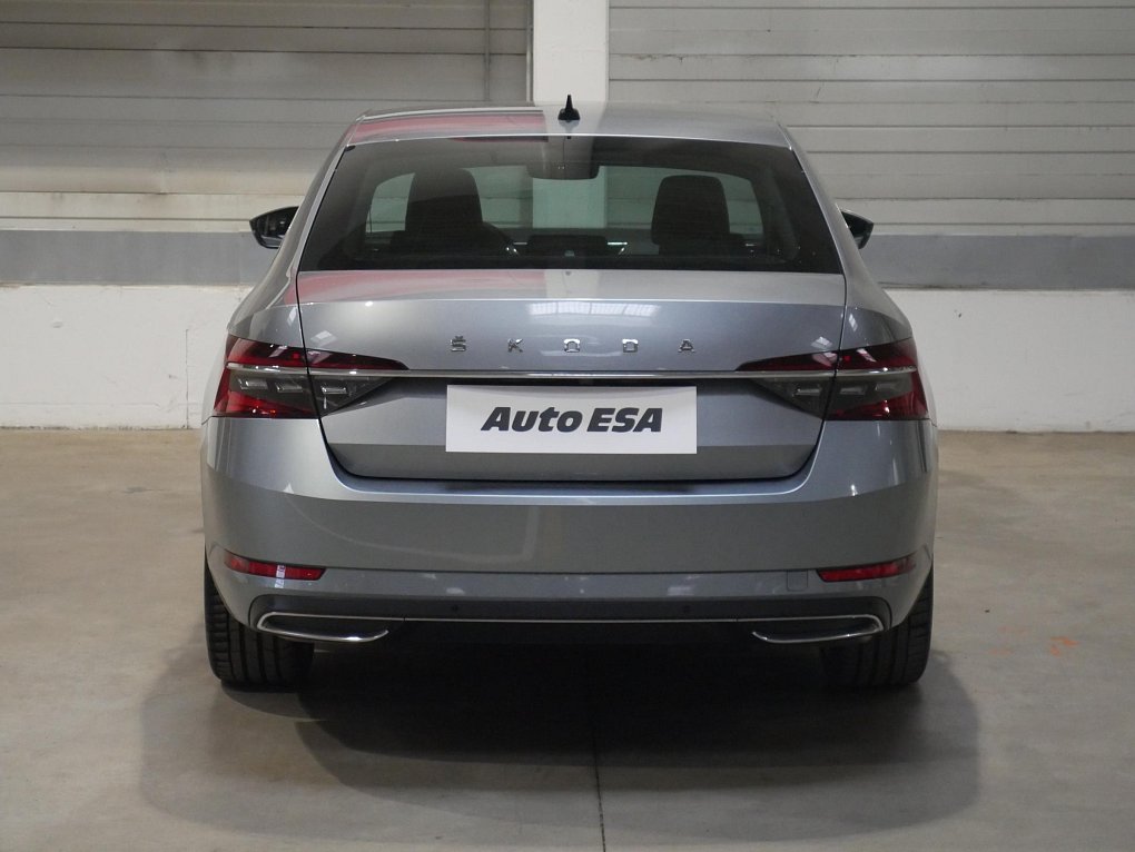 Škoda Superb III 2.0 TSi L&K