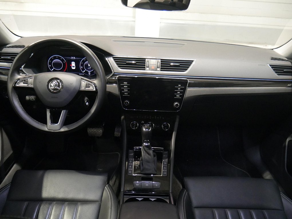 Škoda Superb III 2.0 TSi L&K