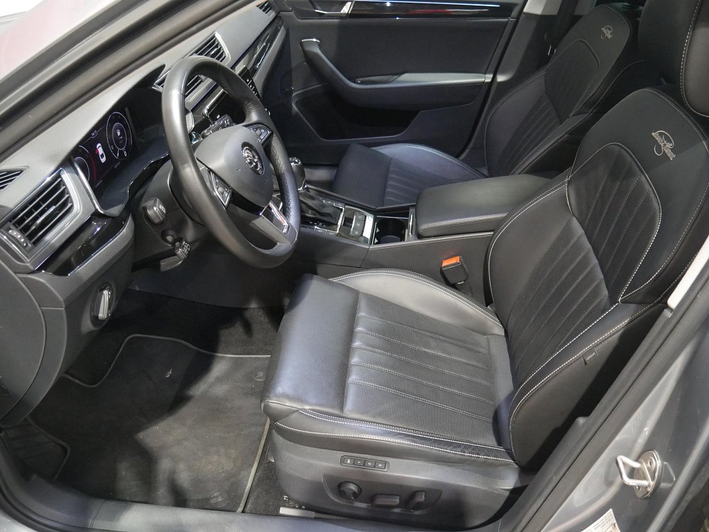 Škoda Superb III 2.0 TSi L&K
