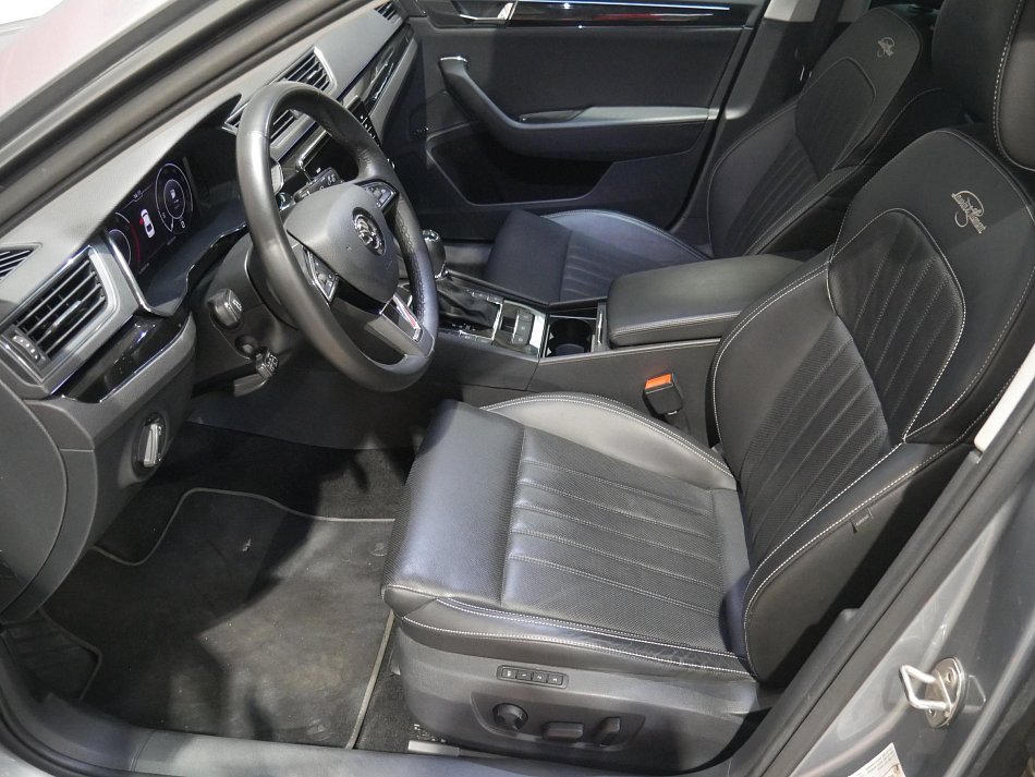 Škoda Superb III 2.0 TSi L&K