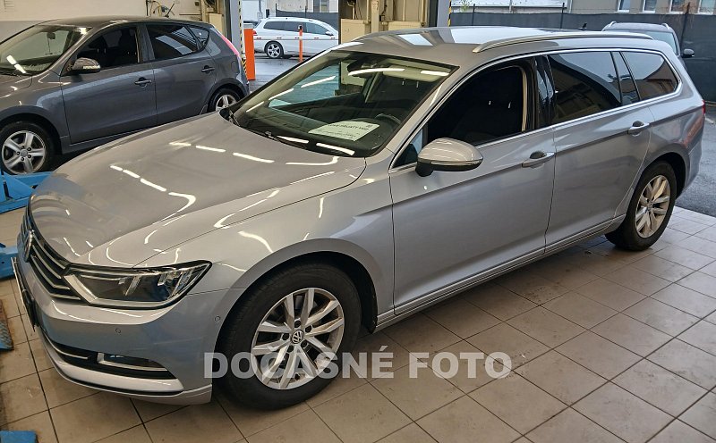 Volkswagen Passat 1.6 