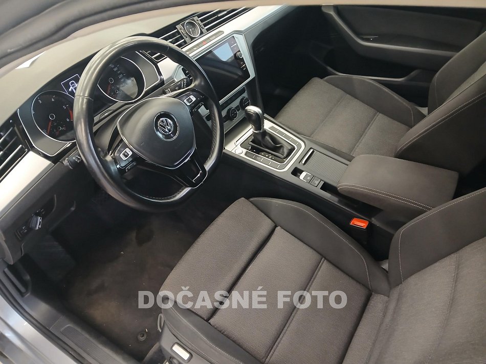 Volkswagen Passat 1.6 