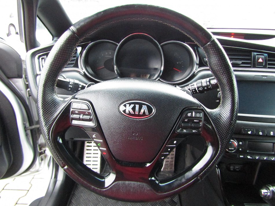 Kia Ceed 1.6 CRDi 