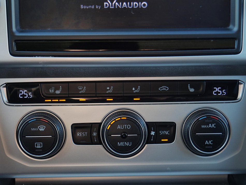 Volkswagen Passat 2.0TDi 