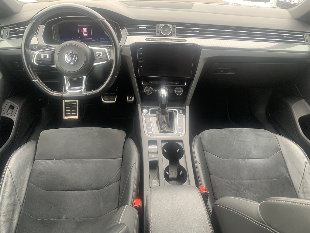 Volkswagen Arteon 2.0 TSI R-Line