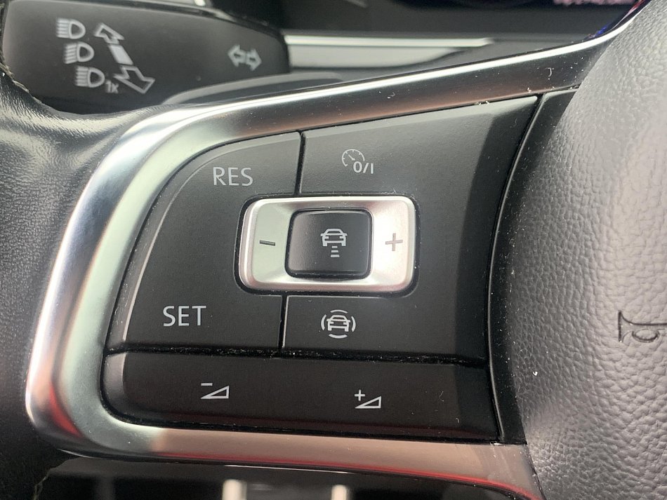 Volkswagen Arteon 2.0 TSI R-Line