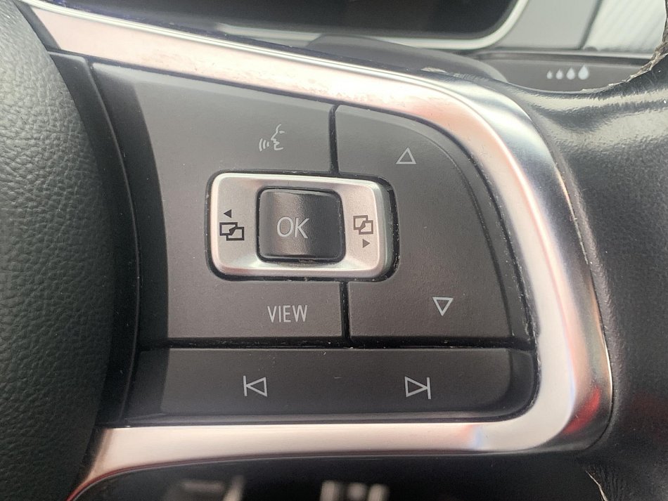 Volkswagen Arteon 2.0 TSI R-Line