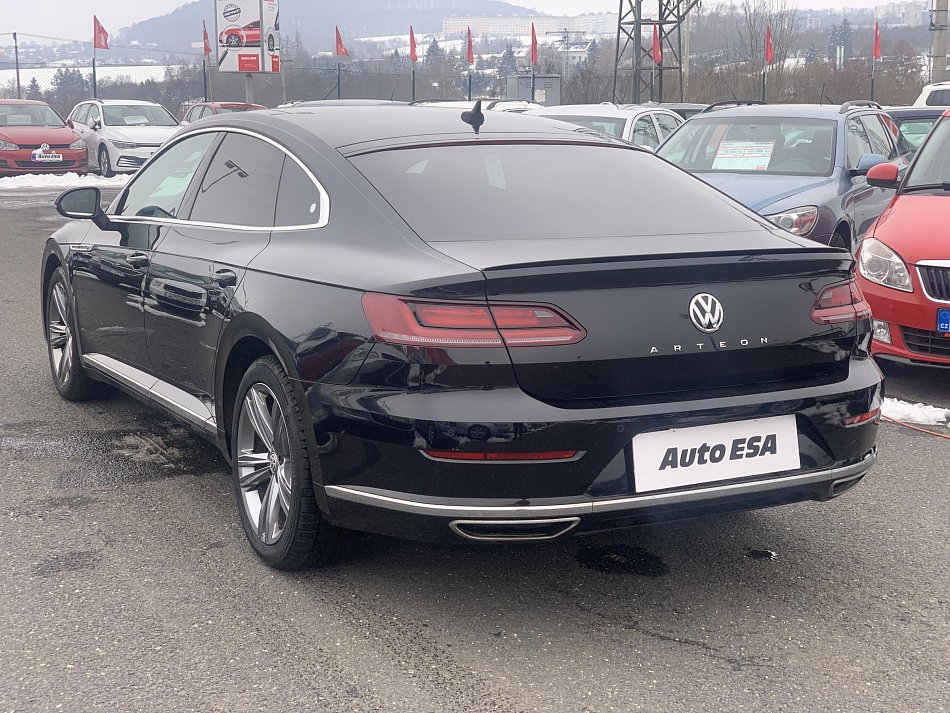 Volkswagen Arteon 2.0 TSI R-Line