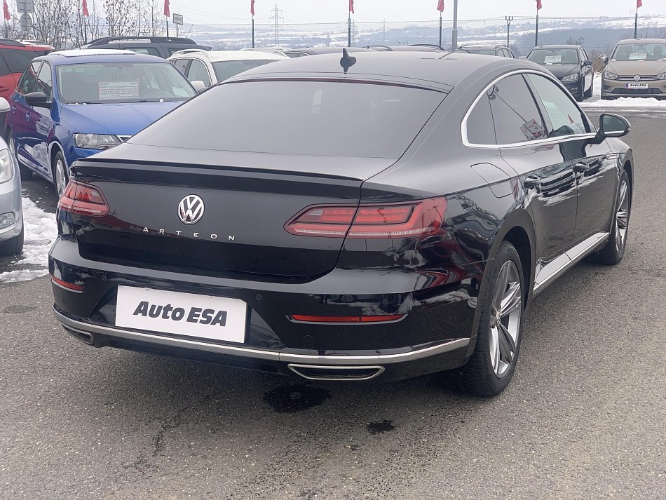 Volkswagen Arteon 2.0 TSI R-Line