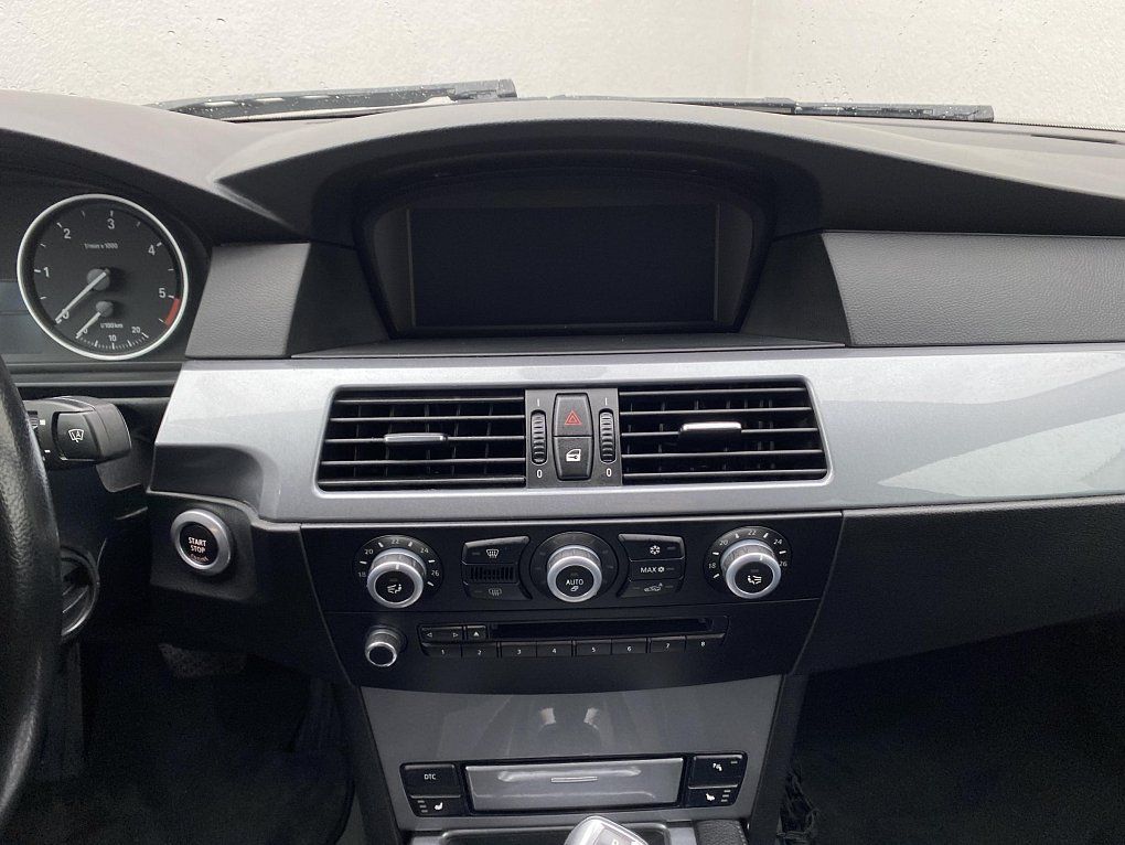 BMW Řada 5 3.0d  525D