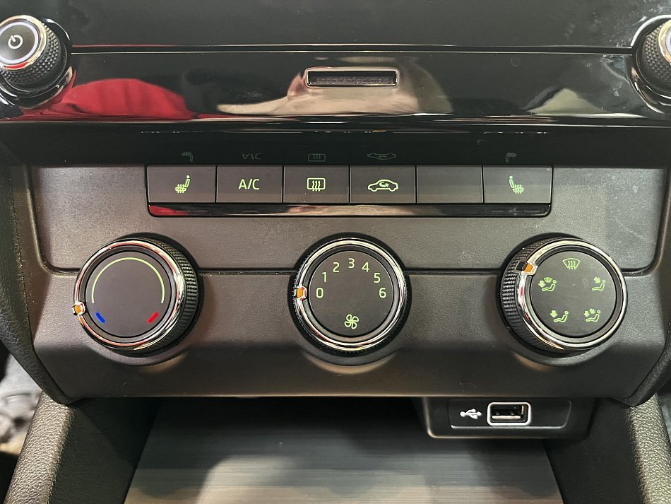 Škoda Octavia III 1.5 TSi Ambition