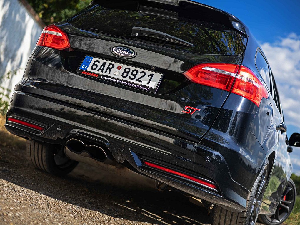 Ford Focus 2.0EB ST