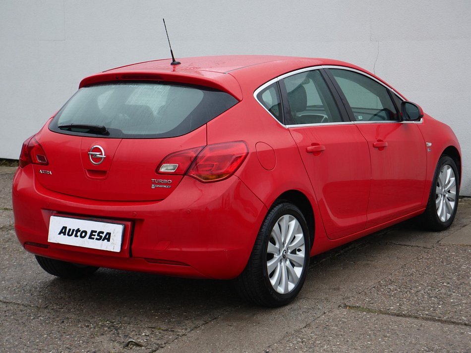 Opel Astra 1.4 T 