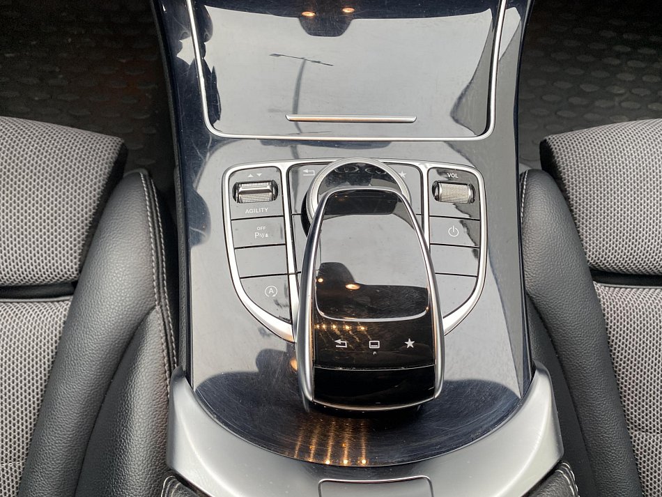 Mercedes-Benz Třída C 1.6  C 200