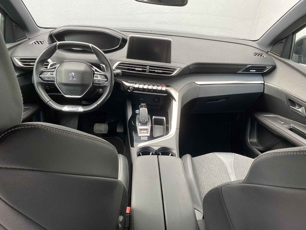 Peugeot 3008 1.2 PT GT Line