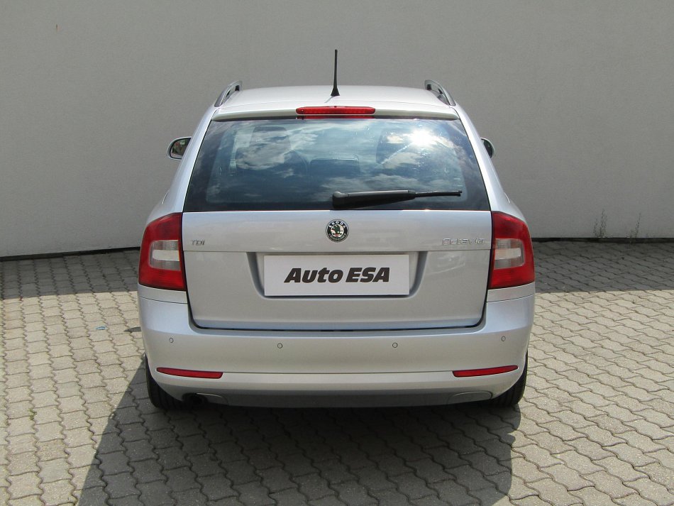 Škoda Octavia II 1.6 TDi Elegance