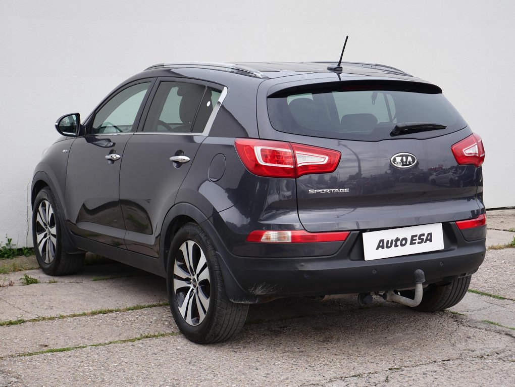 Kia Sportage 2.0 CVVT Spirit AWD