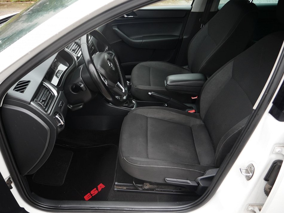 Škoda Rapid 1.6 TDi Ambition