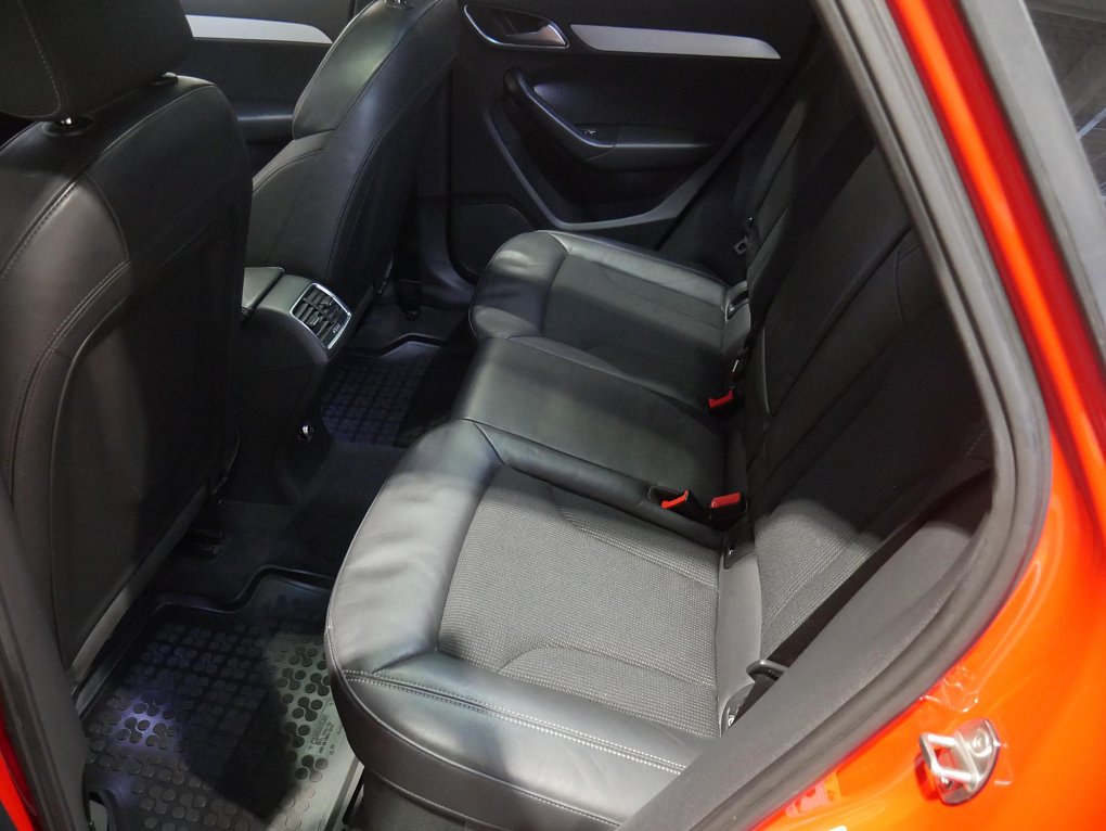 Audi Q3 2.0 TFSI S-line Quattro