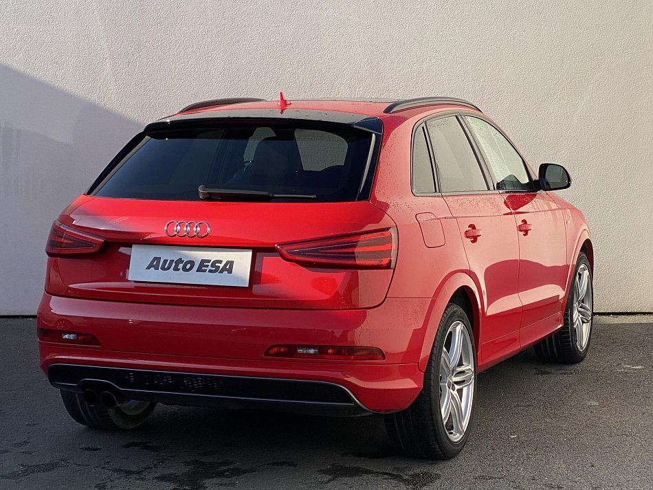 Audi Q3 2.0 TFSI S-line quattro