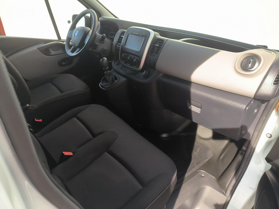 Renault Trafic 1.6dCi  DÍLNA SORTIMO
