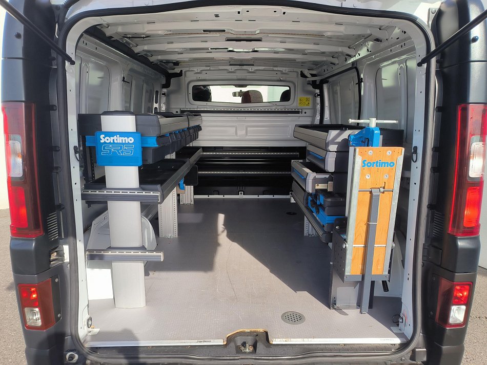 Renault Trafic 1.6dCi  DÍLNA SORTIMO