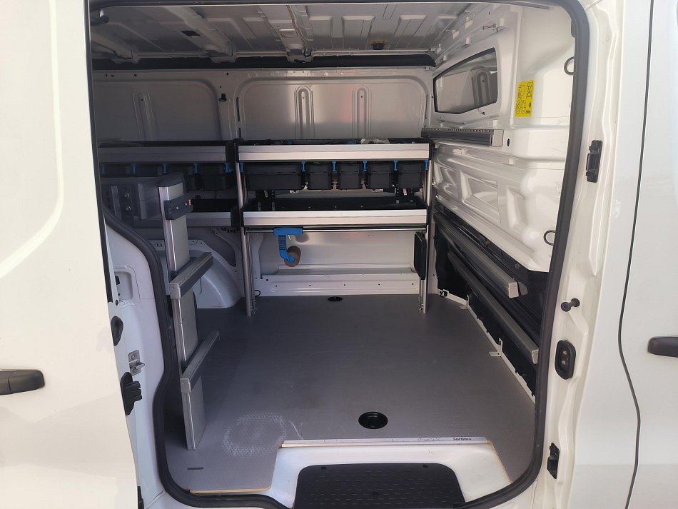Renault Trafic 1.6dCi  DÍLNA SORTIMO
