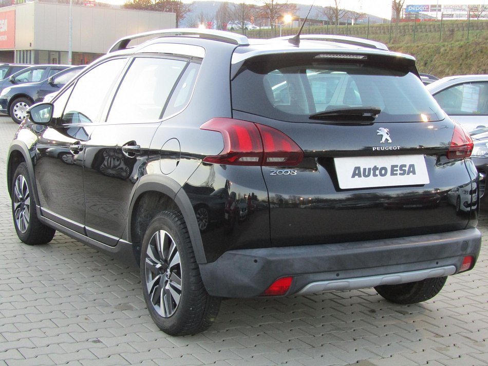 Peugeot 2008 1.2PT Allure