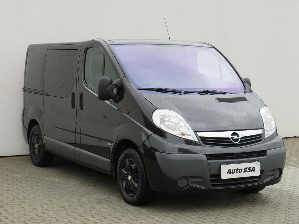 Opel Vivaro 2.5CDTi Life