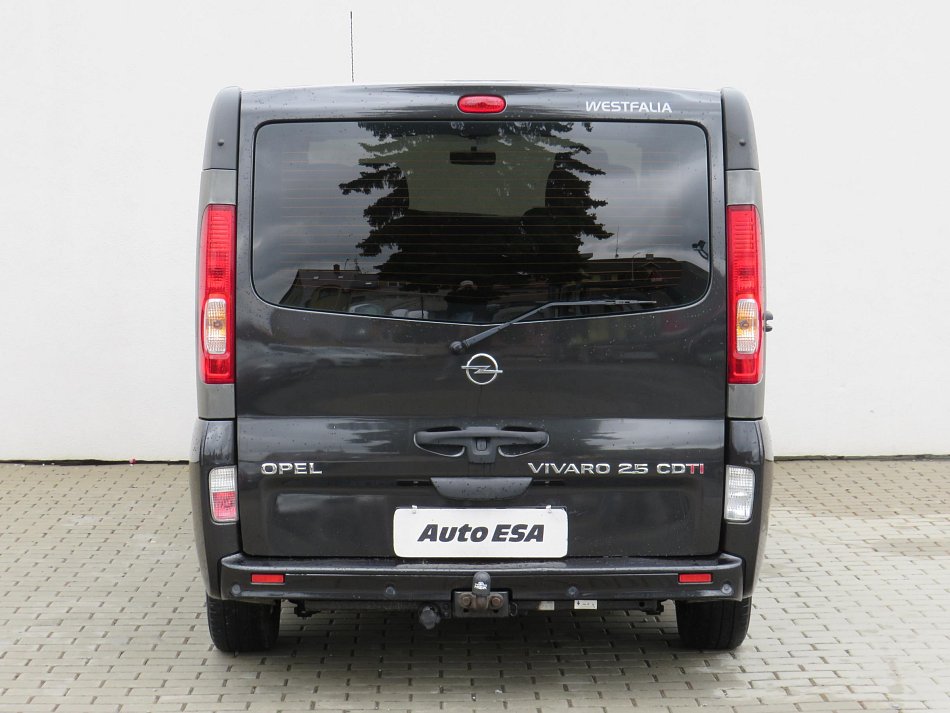 Opel Vivaro 2.5CDTi Life