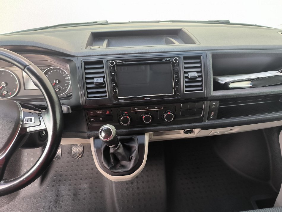 Volkswagen Transporter 2.0TDi 