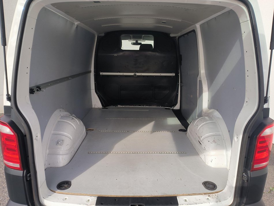 Volkswagen Transporter 2.0TDi 