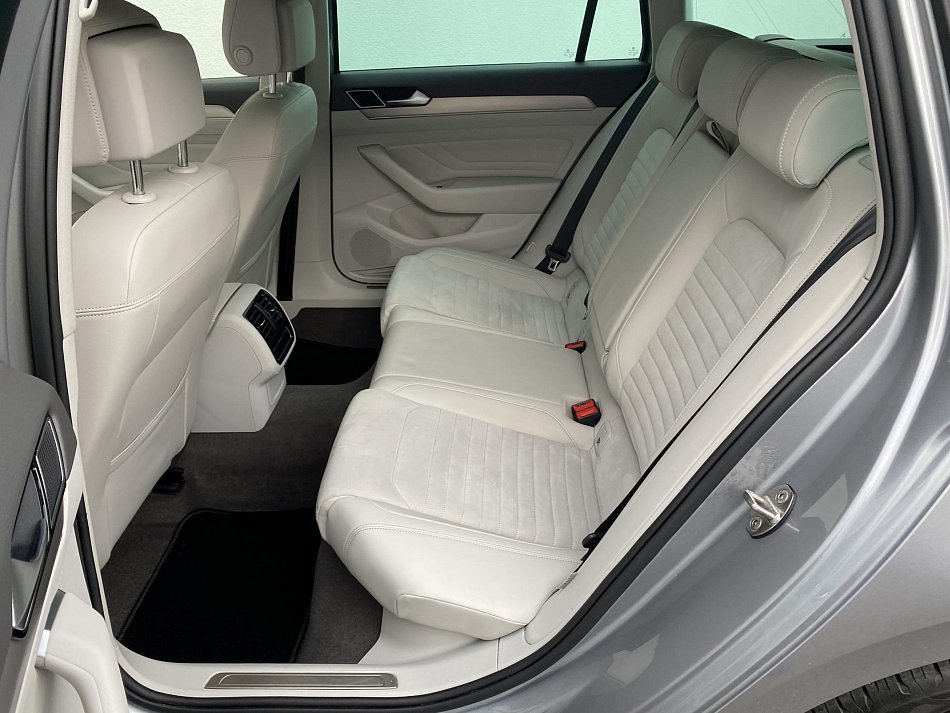 Volkswagen Passat 2.0 TDI Elegance