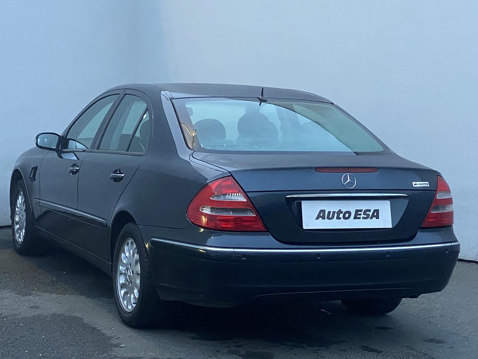 Mercedes-Benz Třída E 1.8 i 