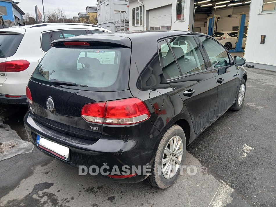 Volkswagen Golf 1.2 TSi 