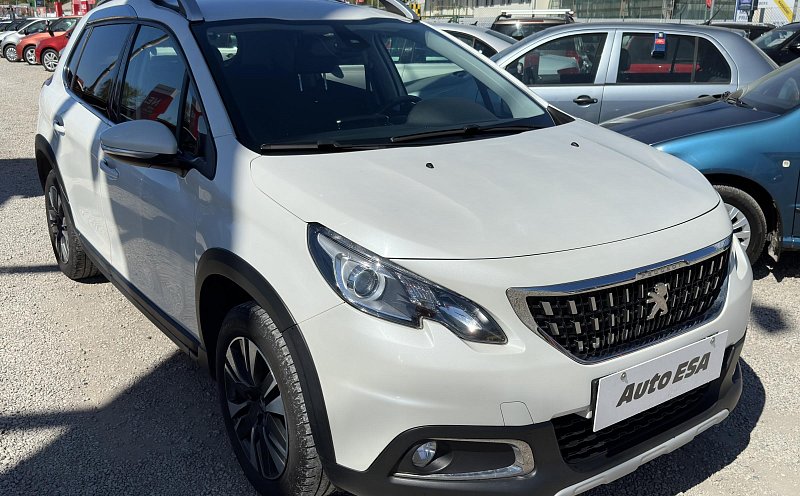 Peugeot 2008 1.2PT 