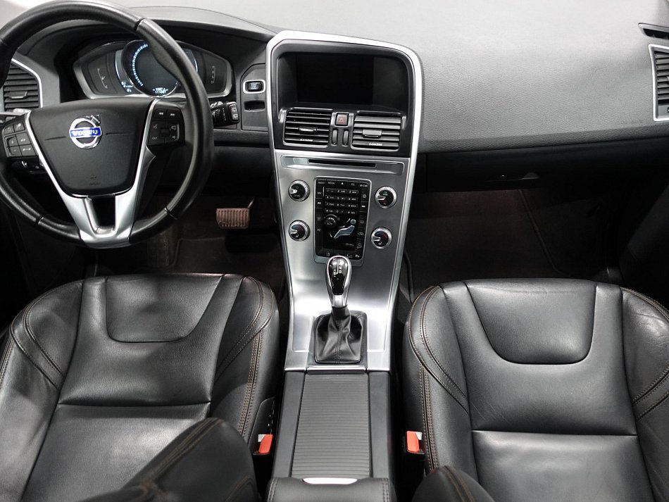 Volvo XC60 2.4 D4 Summum AWD