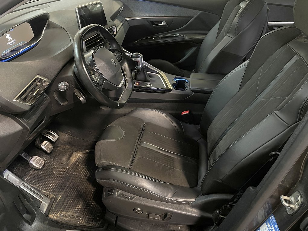 Peugeot 5008 1.5 HDi Crossway