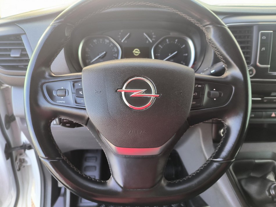 Opel Vivaro 2.0CDTi  L2 DÍLNA SORTIMO