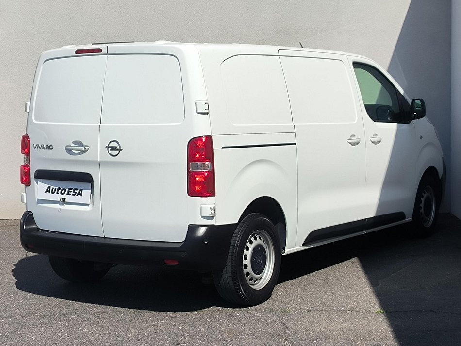 Opel Vivaro 2.0CDTi  L2 DÍLNA SORTIMO