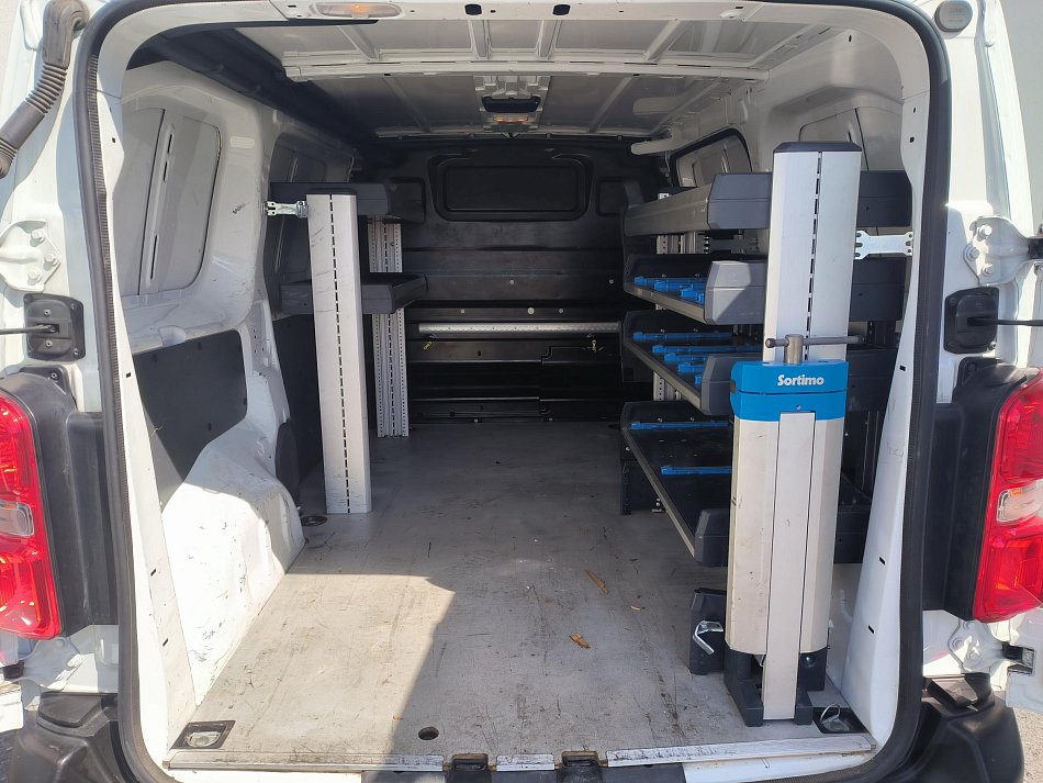Opel Vivaro 2.0CDTi  L2 DÍLNA SORTIMO